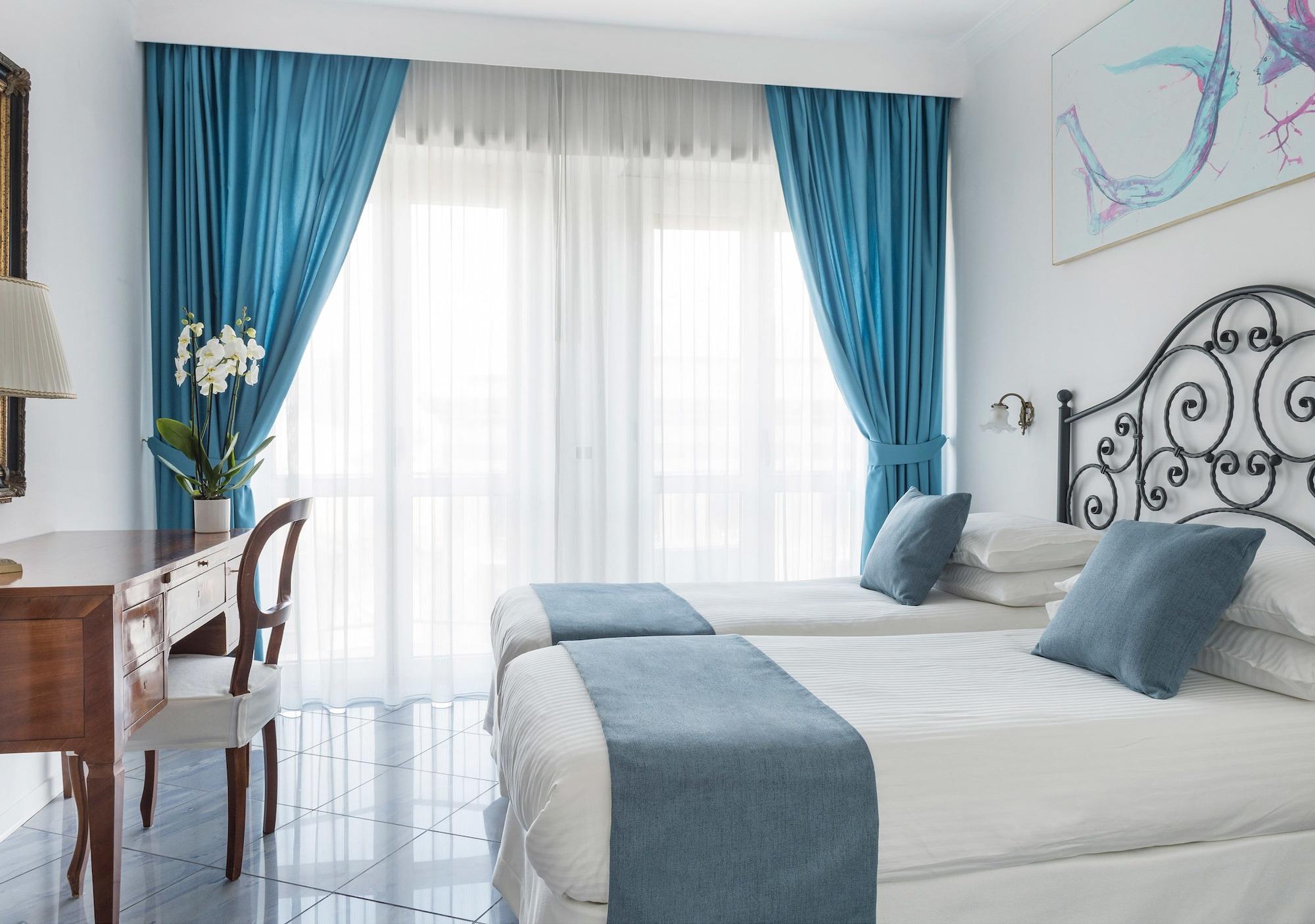 Fiorentini Residence Napoli ภายนอก รูปภาพ