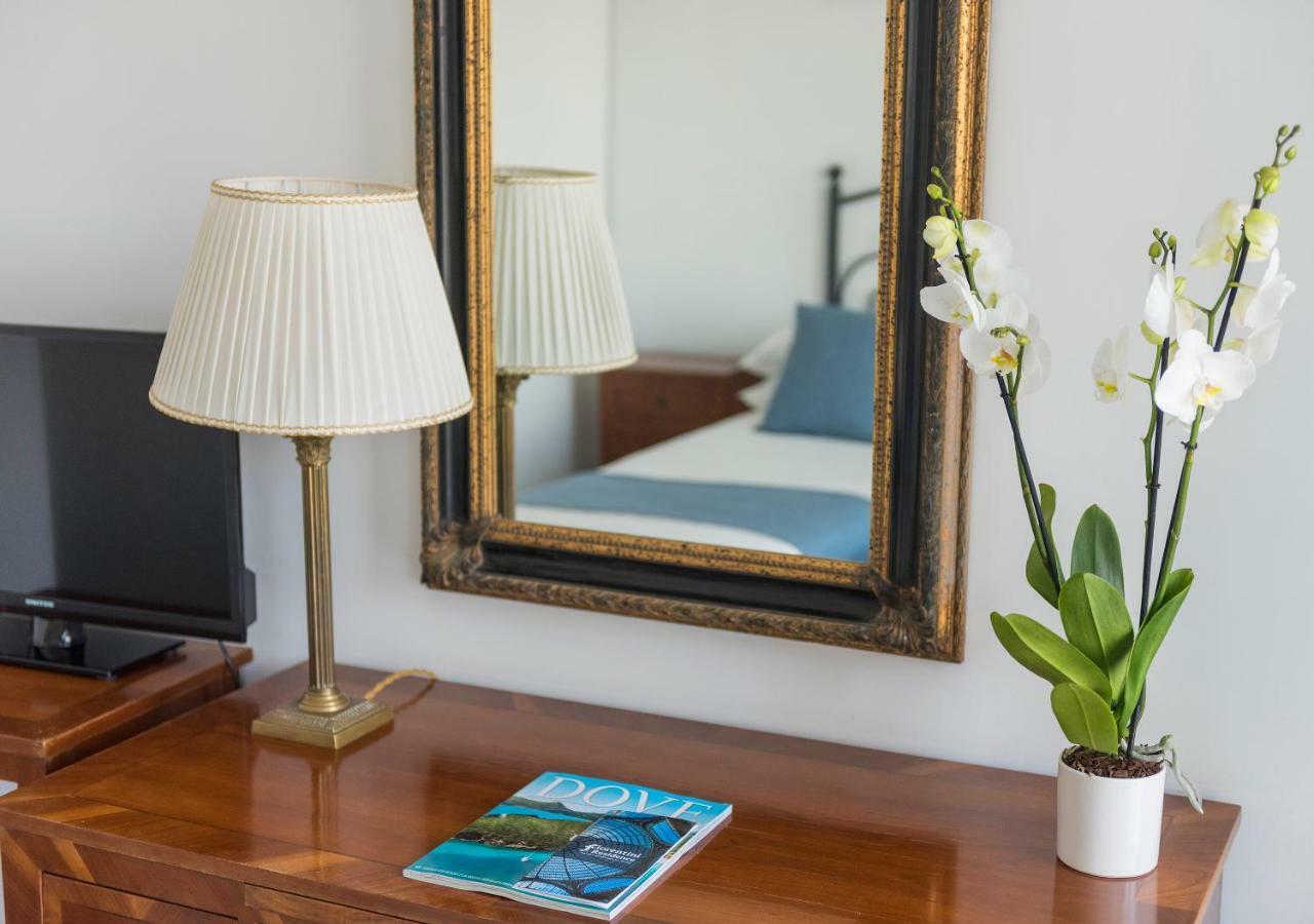 Fiorentini Residence Napoli ภายนอก รูปภาพ