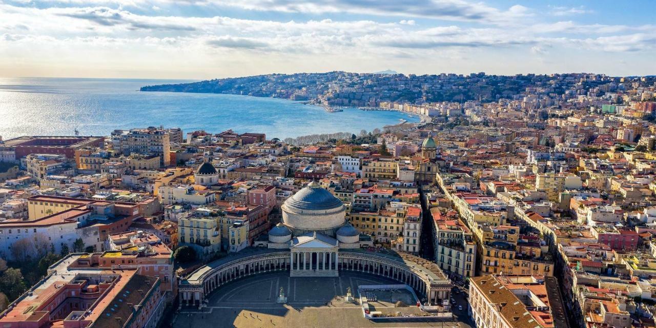 Fiorentini Residence Napoli ภายนอก รูปภาพ