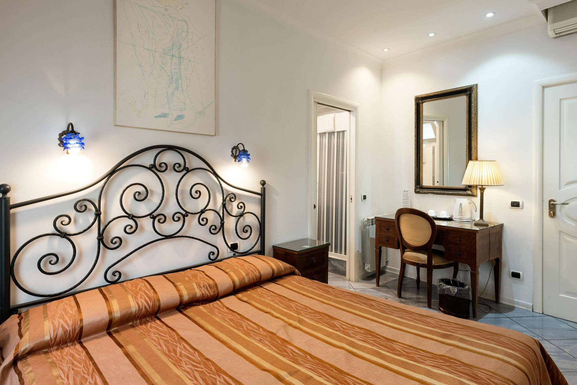 Fiorentini Residence Napoli ภายนอก รูปภาพ
